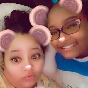 Meet your Posher, Claribeth